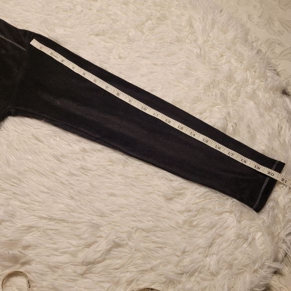 CuddlDuds stretchy fleece long sleeve top with pocket - Picture 8 of 8